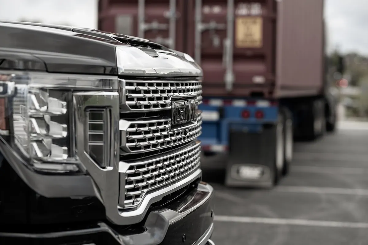 Ford EcoBoost vs. V8: Which Engine Should You Choose for Towing?